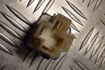 RELÉ NISSAN X-TRAIL (T30) 2523079981 2.2L DIESEL 100KW 2003