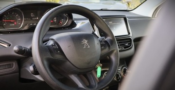 Peugeot 208 I Hatchback 3d 1.0 PureTech 68KM 2015 Peugeot 208 (Nr.182) 1.0 Benzyna Klimatyzacja Tempomat Parktronik Gwarancja, zdjęcie 9