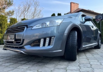 Peugeot 508 I RXH 2.0 HYbrid4 200KM 2012 Peugeot 508 2.0 diesel hybryda Automat 4x4 Wersja RXH 2.0 Hybryda, zdjęcie 11
