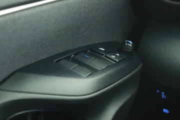 Toyota Yaris IV Hatchback 1.5 Hybrid Dynamic Force 116KM 2022 Toyota Yaris 1.5 VVT-i Hybrid, Salon Polska, zdjęcie 13