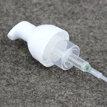 ДОРОЖНЫЕ КОНТЕЙНЕРЫ ДЛЯ ЖИДКОГО ШАМПУНЯ