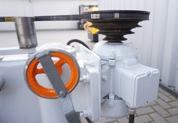 WIERTARKA PIONOWA do DREWNA typ WS-15 MOC: 0,55kW 4-prędkości