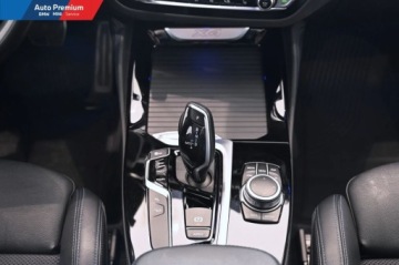 BMW X4 G02 SUV 20d 190KM 2020 BMW X4 xDrive20dFV23Adaptacyjny Reflektor LEDLED Fog lights 2.0 Diesel, zdjęcie 18