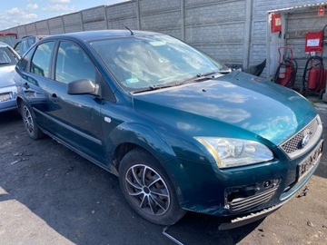 FORD FOCUS II 2 04-12 POLIČKA ZADNÍ KUFRU