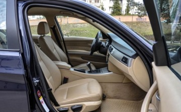 BMW Seria 3 E90-91-92-93 Limuzyna E90 320i 150KM 2005 BMW Seria 3 Skory 204 tys. km 2.0 Benzyna 150KM, zdjęcie 10