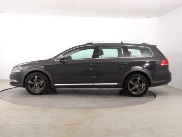 Volkswagen Passat B7 Variant 2.0 TDI CR DPF BlueMotion 170KM 2012 VW Passat 2.0 TDI, Salon Polska, 167 KM, 4X4, zdjęcie 2