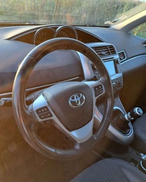 Toyota Verso Minivan Facelifting 1.6 D-4D 112KM 2015 Toyota Verso Toyota Verso 1.6 D-4D Prestige 1.6 Diesel 112KM, zdjęcie 11