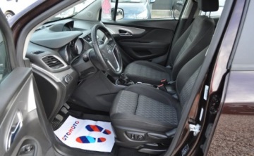Opel Mokka I SUV 1.4 Turbo ECOTEC 140KM 2015 Opel Mokka 1.4 Benzyna 4x4 Tempomat Cz. parkowania Klimatyzacja 1.4 Benzyna, zdjęcie 4