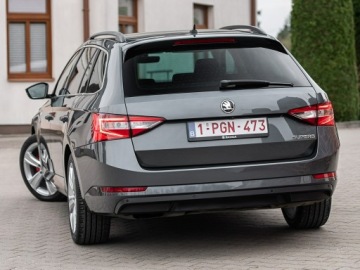 Skoda Superb III Kombi 1.6 TDI 120KM 2017 Škoda Superb Skoda Superb Sport Line 1.6TDI CR, zdjęcie 1