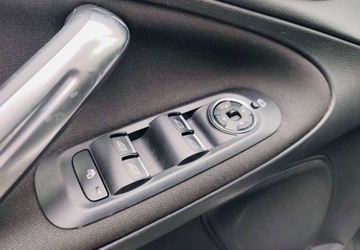 Ford S-Max I Van Facelifting 2.0 Duratorq TDCi DPF 140KM 2013 Ford S-Max Ford S-Max 2.0 TDCi DPF Titanium MPS6 2.0 Diesel 140KM, zdjęcie 19