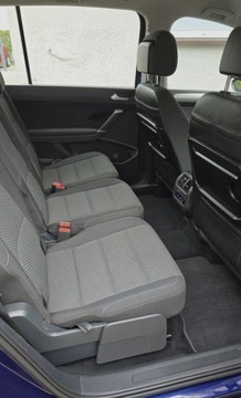 Volkswagen Touran III 1.6 TDI 110KM 2016 Volkswagen Touran 1,6 TDI 110 KM NAVI klimatronic OPLACONY 1.6 Diesel, zdjęcie 15