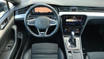 Volkswagen Passat B8 Variant Facelifting 2.0 TDI SCR 200KM 2022 Volkswagen Passat Variant 2.0TDI 200KM ACC 4x4 Iwl, zdjęcie 8