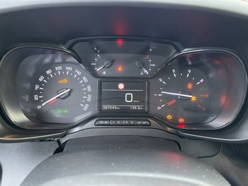 Citroen Berlingo III Osobowy M 1.2 PureTech 110KM 2021 Citroen Berlingo Klima. Tempomat Czujniki park., zdjęcie 8