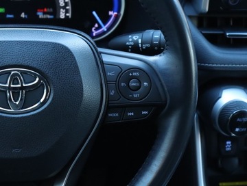 Toyota RAV4 V SUV 2.5 Hybrid Dynamic Force 218KM 2019 Toyota RAV 4 2.5 Hybrid, Salon Polska, zdjęcie 18