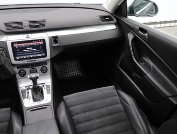 Volkswagen Passat B6 Variant 3.2 V6 FSI 250KM 2009 VW Passat 3.2 FSI, 4X4, DSG, Xenon, Klima, zdjęcie 7