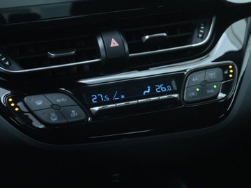 Toyota C-HR I Crossover Facelifting 1.8 Hybrid 122KM 2022 Toyota C-HR 1.8 Hybrid, Serwis ASO, Automat, zdjęcie 14