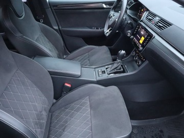 Skoda Superb III Scout 2.0 TDI SCR 200KM 2023 Skoda Superb 2.0 TDI, Salon Polska, Serwis ASO, zdjęcie 8