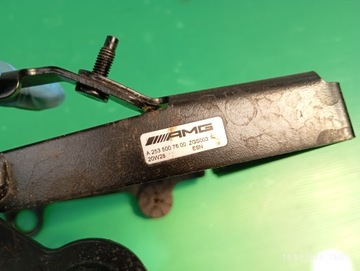 MERCEDES GLC A2535007600 Кронштейн радиатора