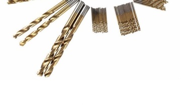 Набор из 50 сверл с прямым хвостовиком из стали с титановым покрытием.