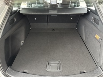 Toyota Corolla XII TS Kombi Facelifting 2.0 Hybrid Dynamic Force 196KM 2024 Toyota Corolla 2.0 Hybrid Comfort Seria E21 (2019-, zdjęcie 12