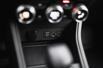 Renault Captur II Crossover 1.3 TCe 140KM 2022 Renault Captur 1.3 TCe, Salon Polska, Serwis ASO, zdjęcie 19