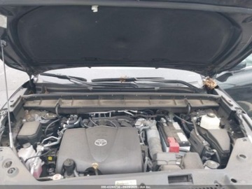Toyota Highlander III 2022 Toyota Highlander XLE 2022 3.5l 3.5 Benzyna 295KM, zdjęcie 8