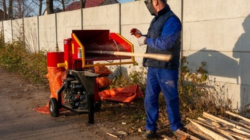 ИЗМЕЛЬЧИТЕЛЬ БЕНЗИНОВЫЙ RS-100 4N, 15 л.с.