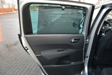 Peugeot 5008 I Minivan Facelifting 2.0 HDi 150KM 2015 Peugeot 5008 2.0HDi 150KM Manual 2015r. Salon 7os., zdjęcie 12