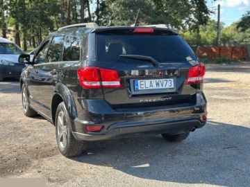 Fiat Freemont 2.0 Multijet II 16v 140KM 2012 Fiat Freemont 2.0 Multijet 16V DPF My 140KM 2012r, zdjęcie 10