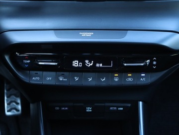 Hyundai Bayon SUV 1.0 T-GDI 100KM 2021 Hyundai Bayon 1.0 T-GDI, Salon Polska, zdjęcie 15