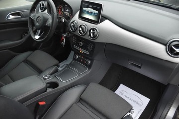 Mercedes Klasa B W246 Sports Tourer Facelifting 1.6 180 122KM 2016 Mercedes-Benz Klasa B MERCEDES B180 122KM ALU17 Automat LED WEBASTO Navi G, zdjęcie 22
