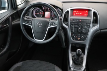 Opel Astra J Sedan 1.4 Turbo ECOTEC 140KM 2018 Opel Astra 1.4 T LPG, Salon Polska, Serwis ASO, zdjęcie 6