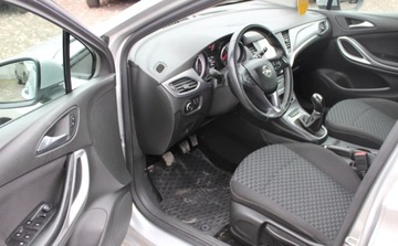 Opel Astra K Sports Tourer 1.6 CDTI 110KM 2019 Opel Astra 1.6D 110KM zadbana zarejestrowana 1.6 Diesel 110KM, zdjęcie 5
