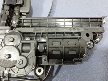 MERCEDES S TŘÍDA W222 LONG ROLETA DVEŘE ZADNÍ PRAVÁ A2228100220