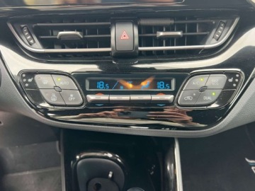 Toyota C-HR I 2020 Toyota C-HR HYBRYDA AUTOMAT NAWIGACJA KAMERA COFANIA AKTYWNY TEMPOMAT RADA, zdjęcie 10