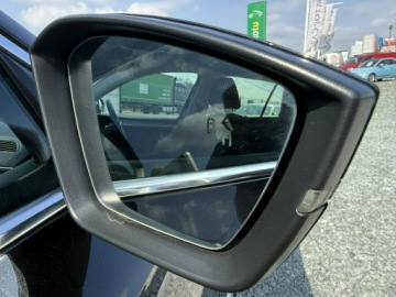 Skoda Superb III Kombi Facelifting 2.0 TDI SCR 150KM 2019 Škoda Superb Skoda Superb 2.0 TDI 150KM 2019, zdjęcie 30