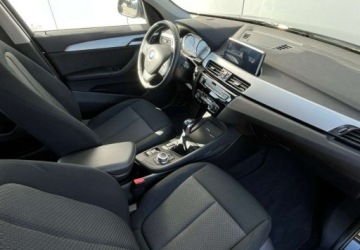 BMW X1 F48 Crossover Plug-In 1.5 25e 220KM 2021 BMW X1 xDrive Plug-In PDC Automat Led Navi Tempomat FV23 1.5, zdjęcie 17