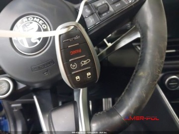 Alfa Romeo Giulia II Sedan Facelifting 2.0 Turbo 280KM 2022 Alfa Romeo Giulia 2022 r., 2,0L VELOCE AWD 2.0 Benzyna 280KM, zdjęcie 13