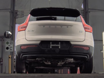 Volvo XC40 2024 Volvo XC 40 Recharge Pure 2024 Elektryczny 405KM, zdjęcie 2