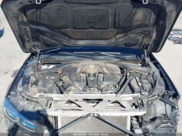 BMW Seria 7 G11-G12 2017 BMW Seria 7 750i 2017 4.4l 4.4 Benzyna 445KM, zdjęcie 8