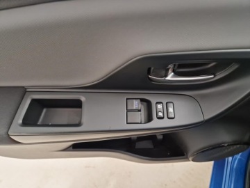 Toyota Yaris III 2017 Toyota Yaris Hybrid 100 Premium III (2011-2019) To, zdjęcie 19