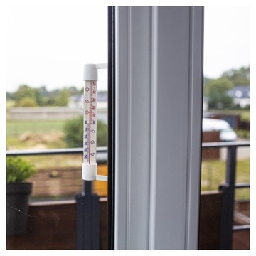 Средний приклеенный термометр Biowin на окно