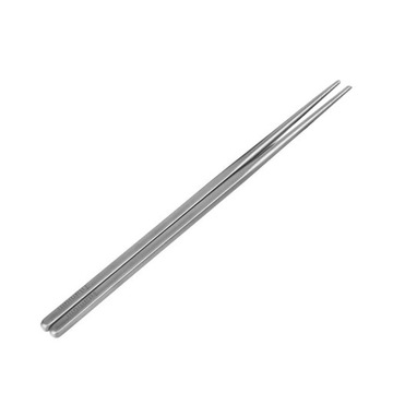 Pałeczki z czystego tytanu o średnicy 230 mm