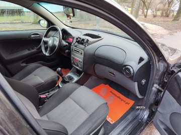 Alfa Romeo 147 Hatchback 1.6 i 16V T.Spark 120KM 2006 Alfa Romeo 147 Alfa Romeo 147 1,6 benzyna Zamiana 1.6 Benzyna 120KM, zdjęcie 5