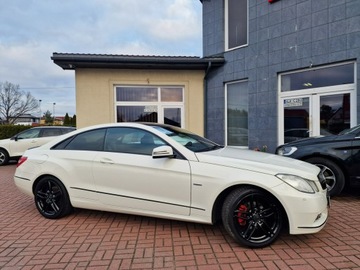 Mercedes Klasa E W212 Coupe 200 CGI BlueEFFICIENCY 184KM 2010 Mercedes E 200 Coupe Avantgarde Automat Kamera Nav, zdjęcie 13