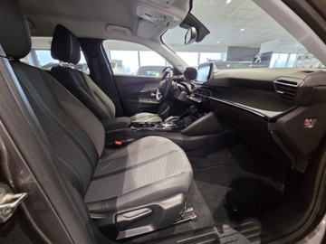 Peugeot 2008 II SUV 1.2 PureTech 130KM 2021 Peugeot 2008 1.2 PureTech Allure EAT8 130KM Gwarancja Dealer 1.2 Benzyna, zdjęcie 4