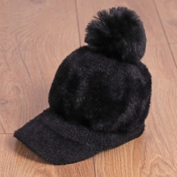 Damska czapka z daszkiem alpaka czarna