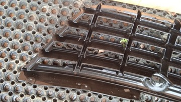 CHRYSLER GRAND VOYAGER IV FL MŘÍŽKA MASKA