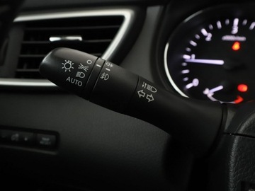 Nissan Qashqai II Crossover 1.6 dCi 130KM 2017 Nissan Qashqai automat panorama navi klima auto, zdjęcie 30