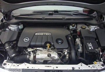 Opel Astra J Sports Tourer Facelifting 1.6 CDTI ecoFLEX 110KM 2015 Opel Astra Opel Astra J ASTRA 1.6 Diesel 110KM, zdjęcie 20